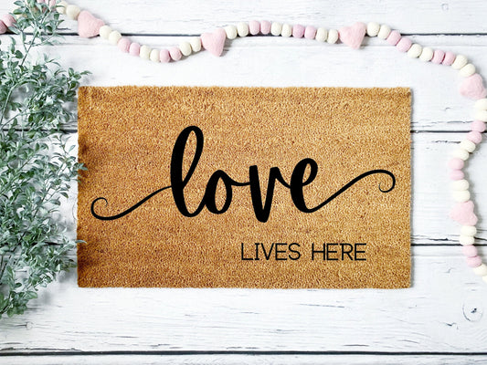 Love Lives Here Doormat | Valentine's Day | Wedding Gift | Custom Doormat | Closing Gift | Welcome Doormat | Front Door Mat | Home Decor